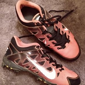 Women's Softball Cleats